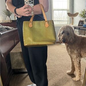 Louis Vuitton Houston Green Patent Leather Tote - Authentic - Entrupy Certified